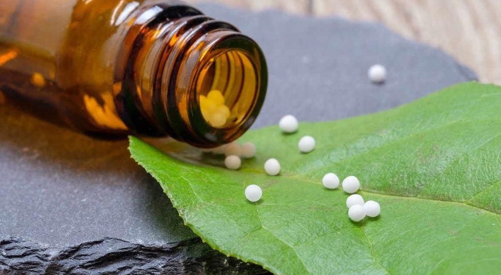 Homöopathie – eine Erweiterung der modernen Medizin. Eine Einleitung. Homöopathie – eine Erweiterung der modernen Medizin. Eine Einleitung.